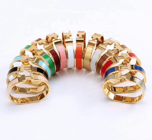 “ H “ bangle bracelet