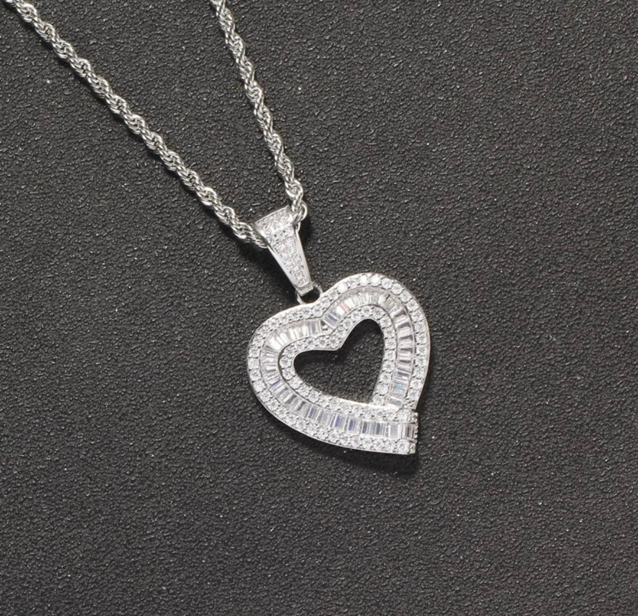 “ Heart on Ice” necklace